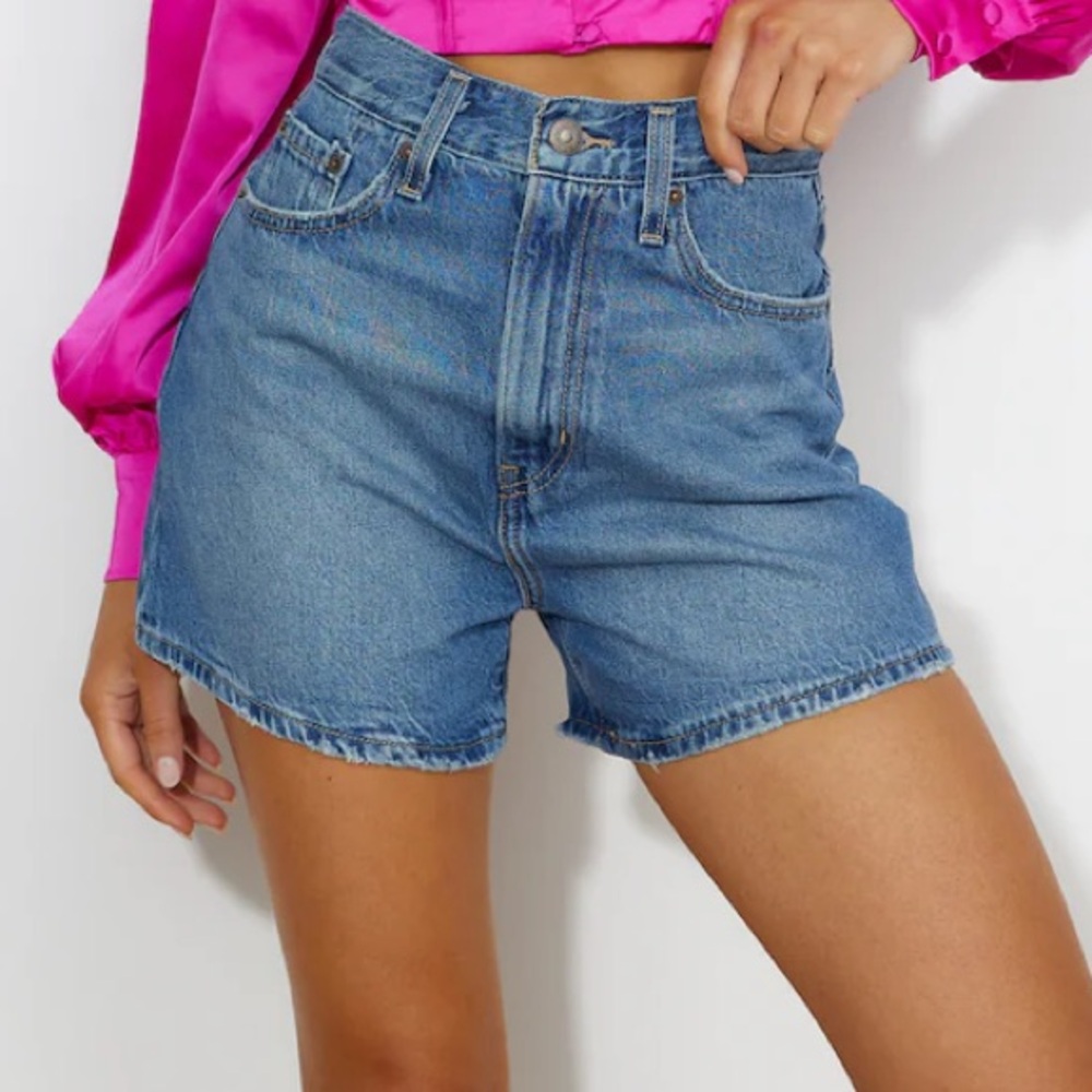 Levi High Loose Shorts